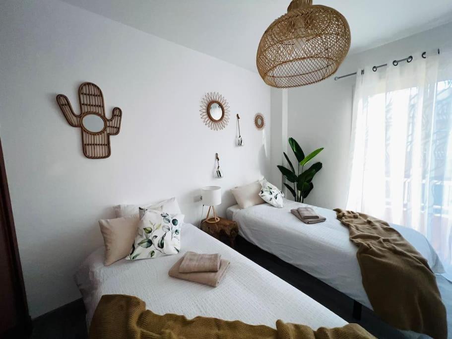 Casa Elodie - Sunny Apartment Коралео Екстериор снимка
