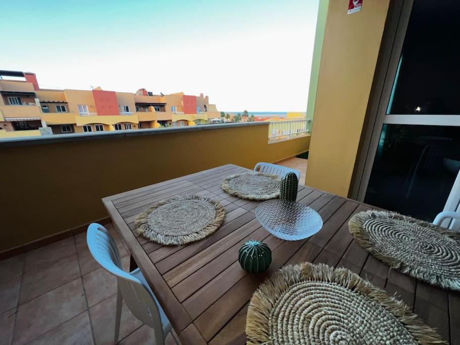 Casa Elodie - Sunny Apartment Коралео Екстериор снимка