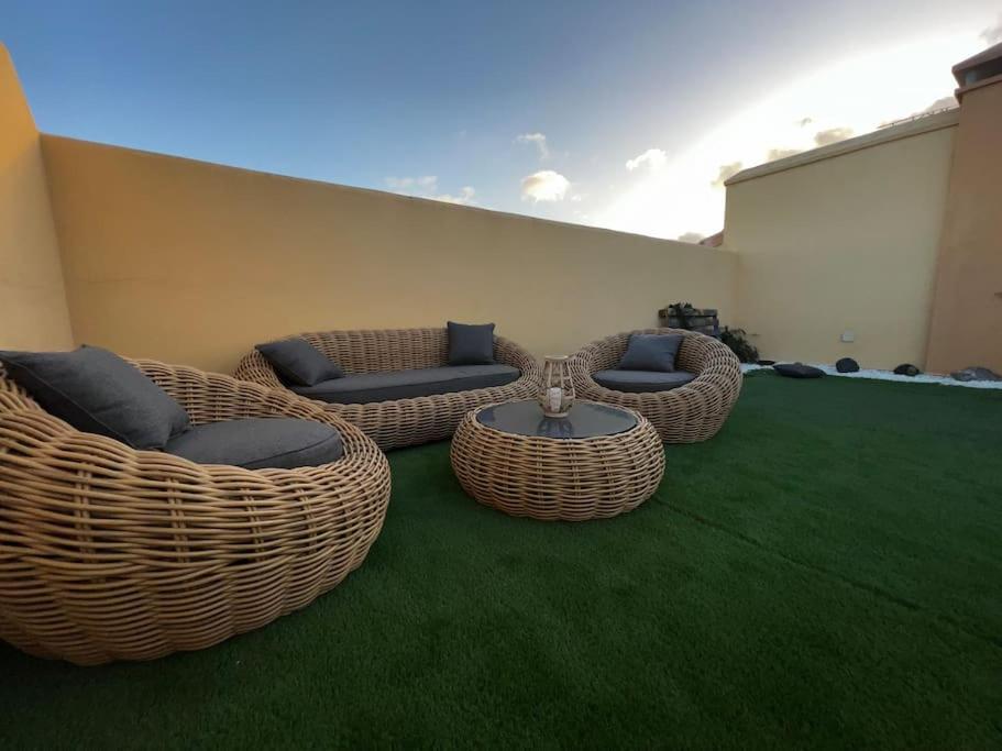 Casa Elodie - Sunny Apartment Коралео Екстериор снимка